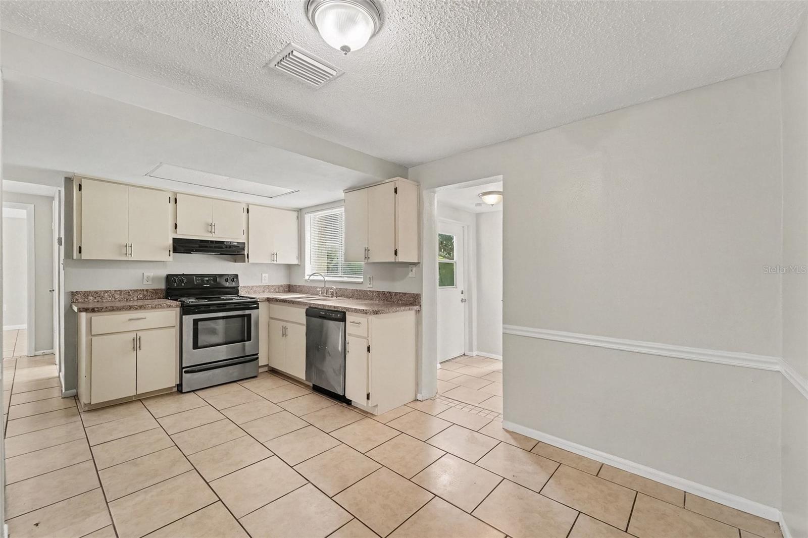 10036 GLEN MOOR LN — photo 7