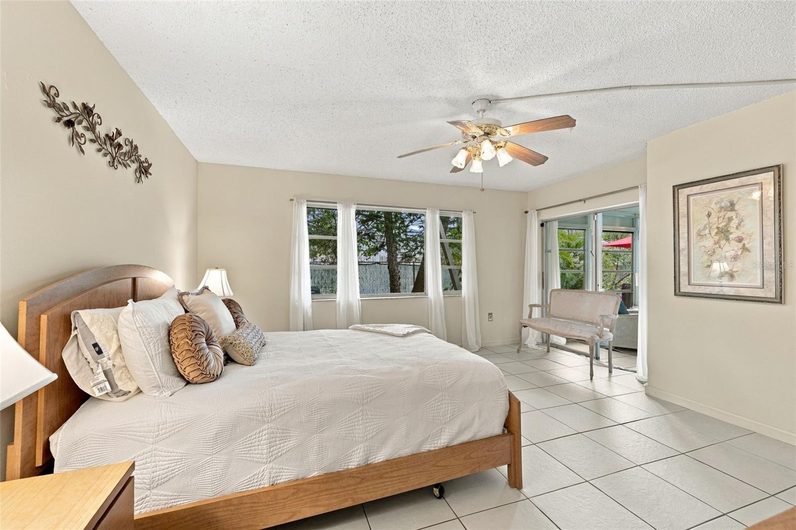 2101 SUNSET POINT RD #1502 — photo 12