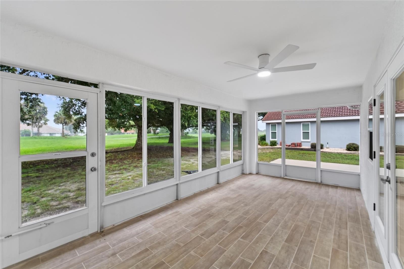 2216 NEW BEDFORD DR — photo 33