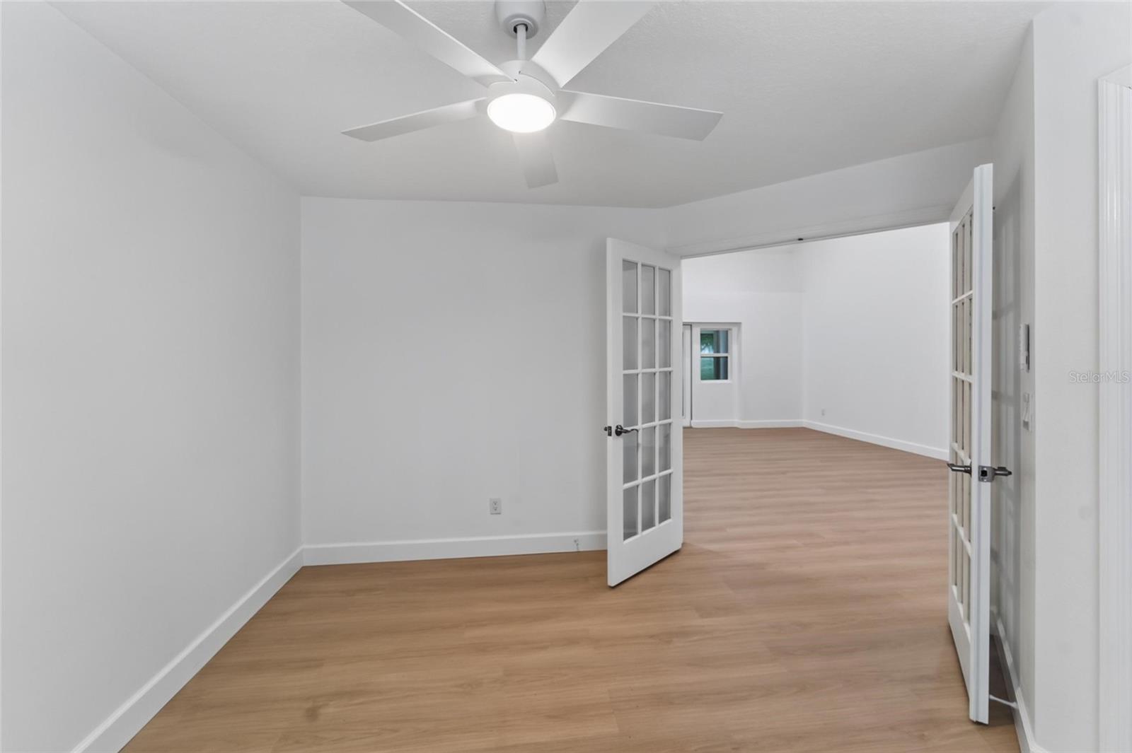 2216 NEW BEDFORD DR — photo 21