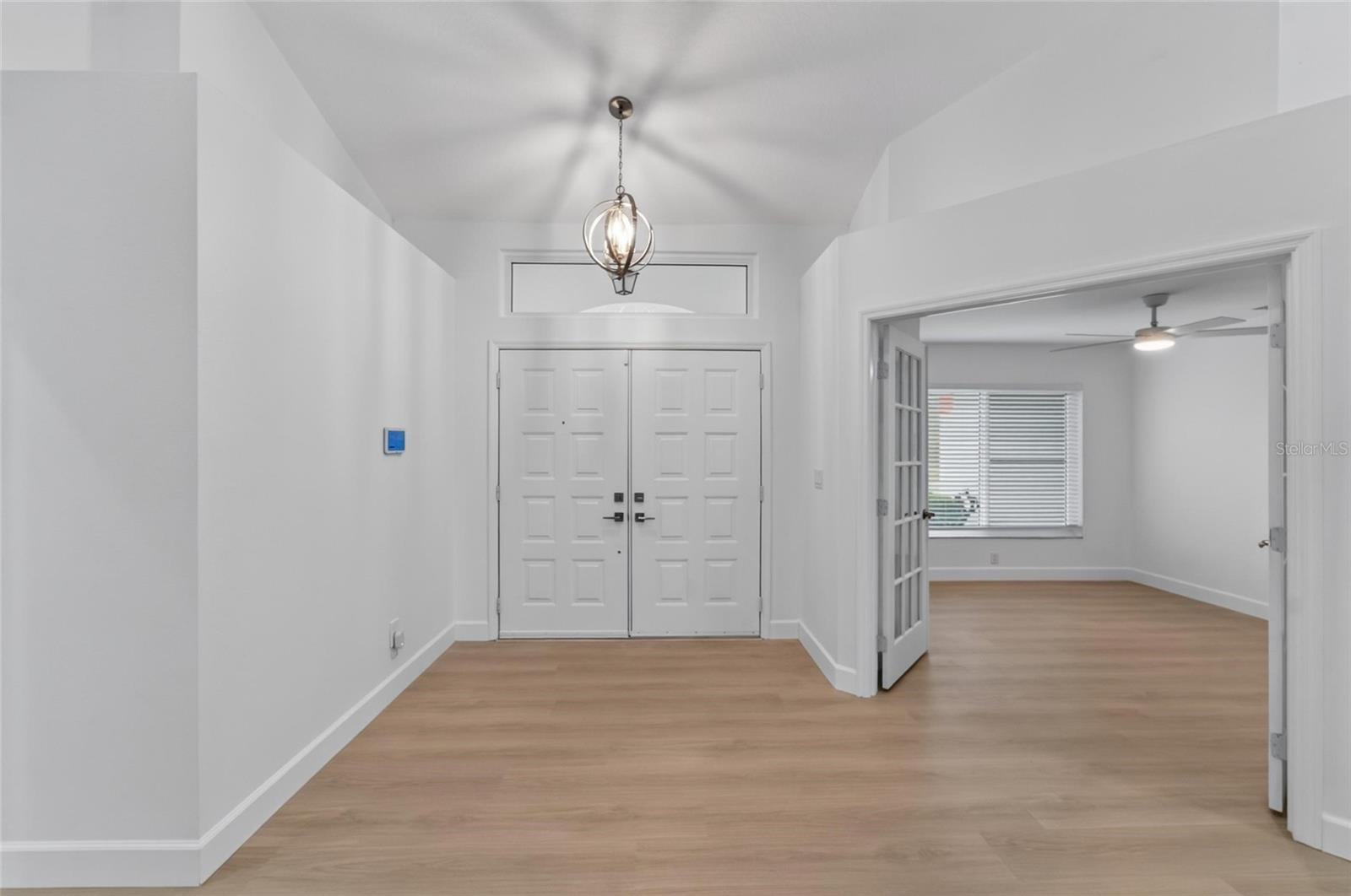 2216 NEW BEDFORD DR — photo 17