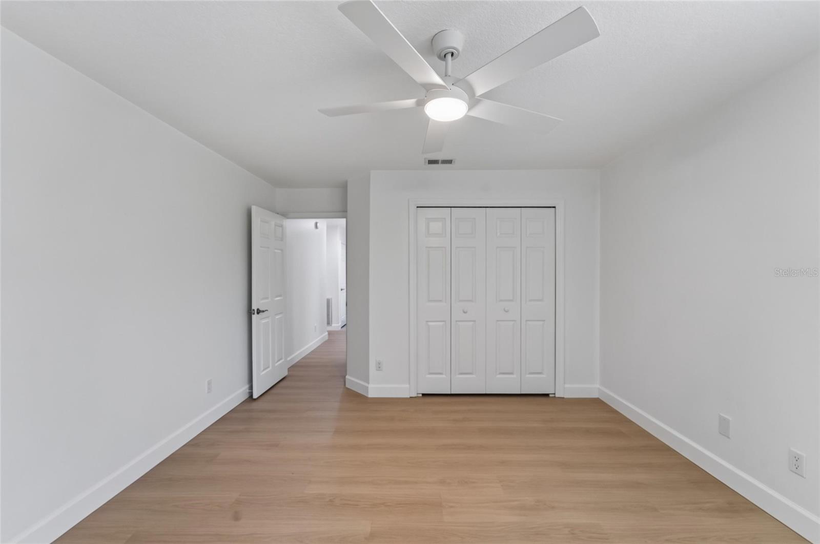 2216 NEW BEDFORD DR — photo 42