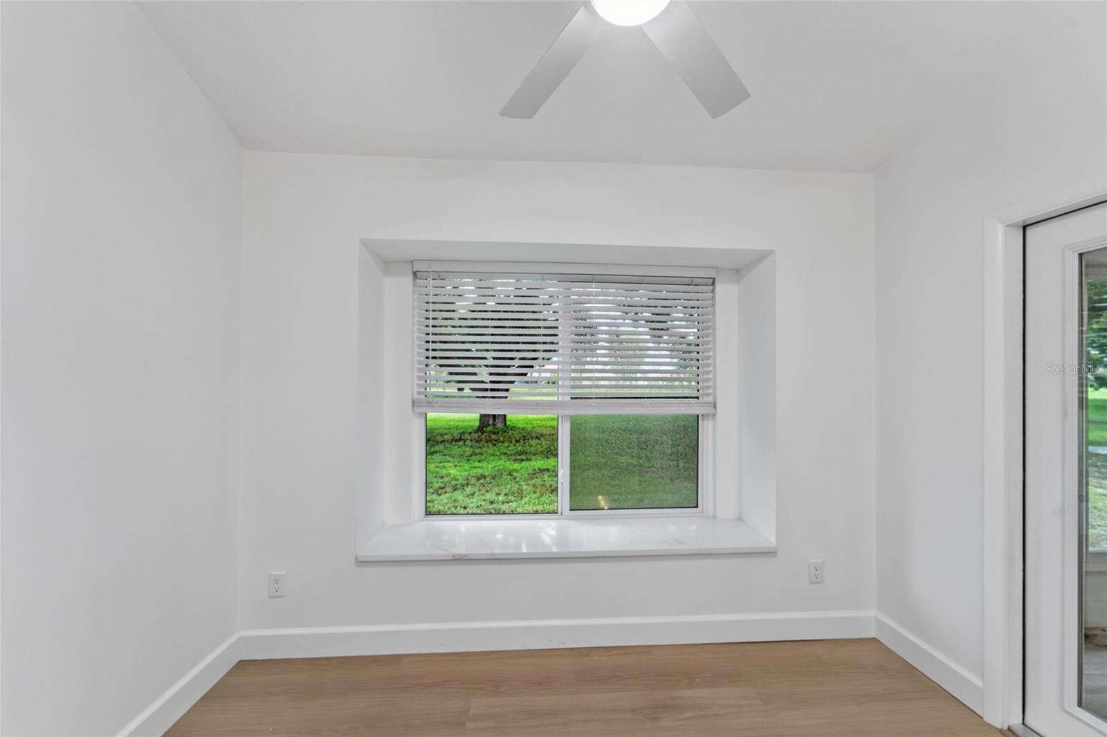 2216 NEW BEDFORD DR — photo 40