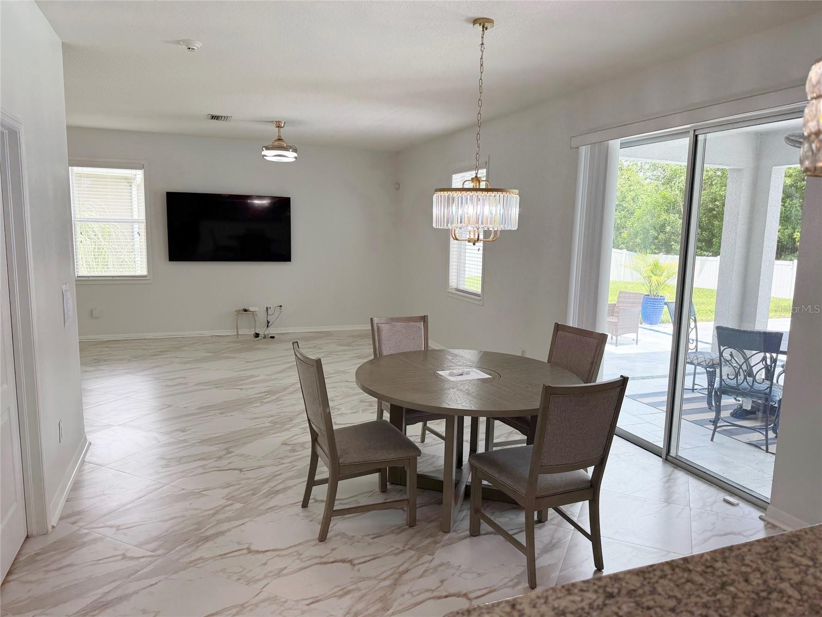 12236 FAIRLAWN DR — photo 8