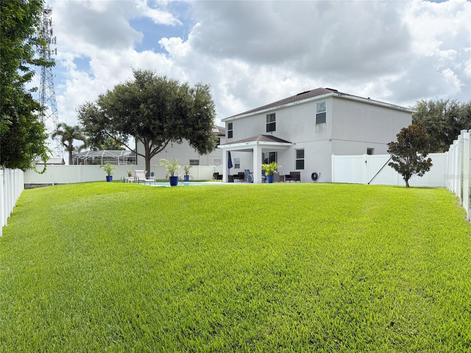 12236 FAIRLAWN DR — photo 27