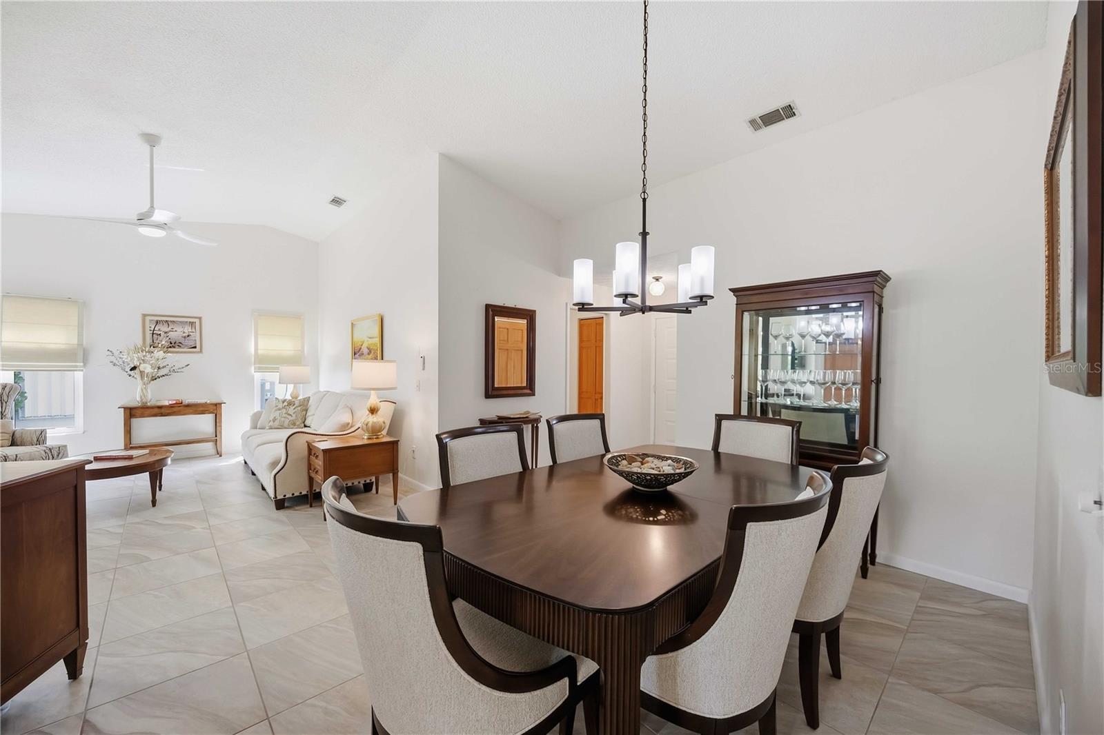 306 PERSIMMON ST #208 — photo 6