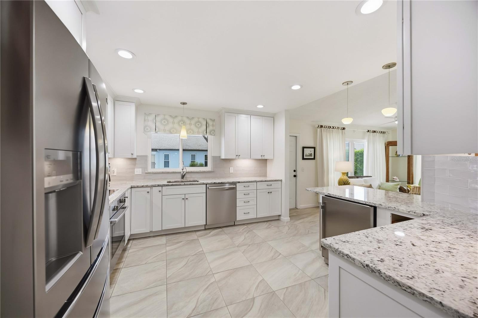 306 PERSIMMON ST #208 — photo 13