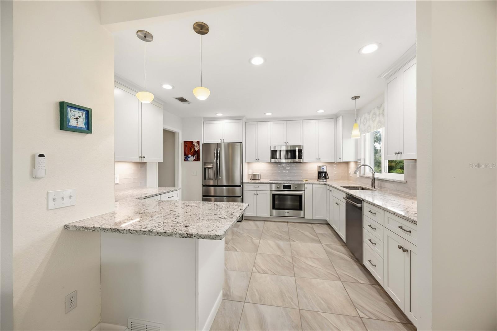 306 PERSIMMON ST #208 — photo 11