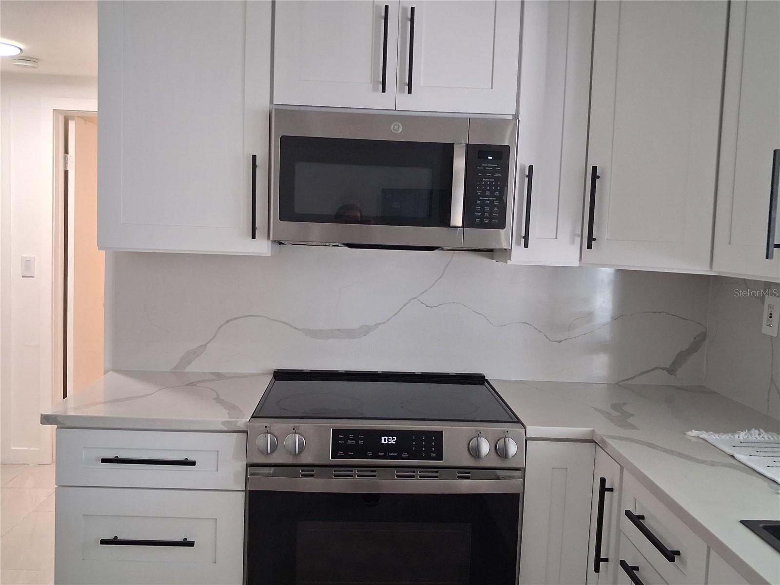 8846 CHILTON DR — photo 10