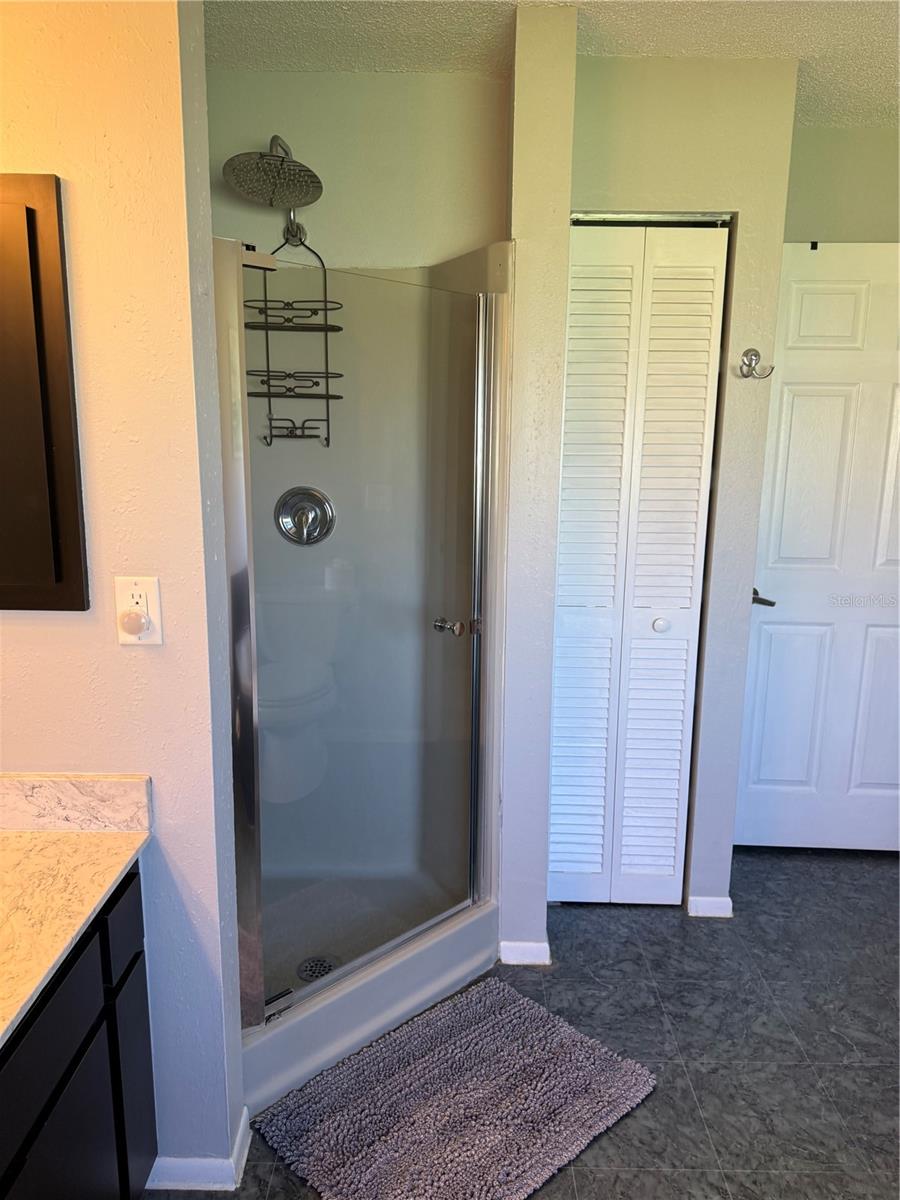 3645 SLAYTON AVE — photo 13