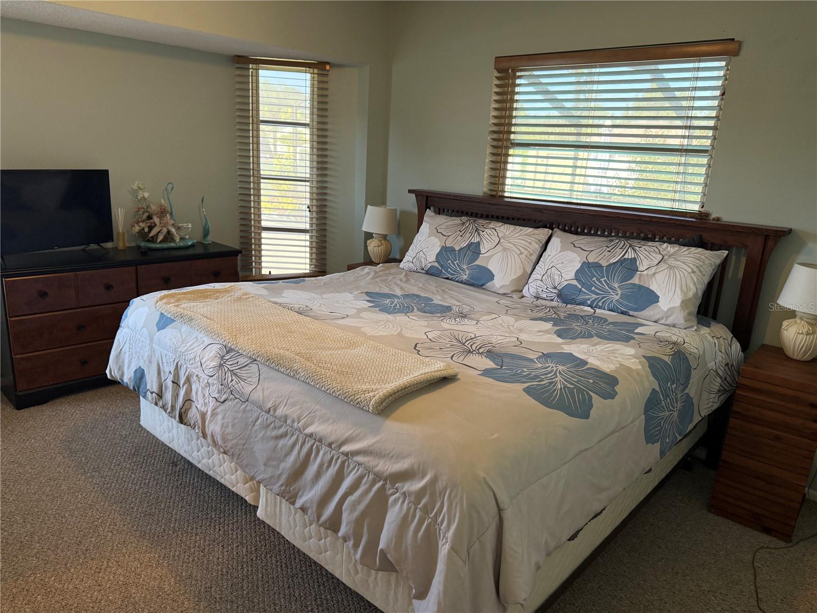 3645 SLAYTON AVE — photo 16
