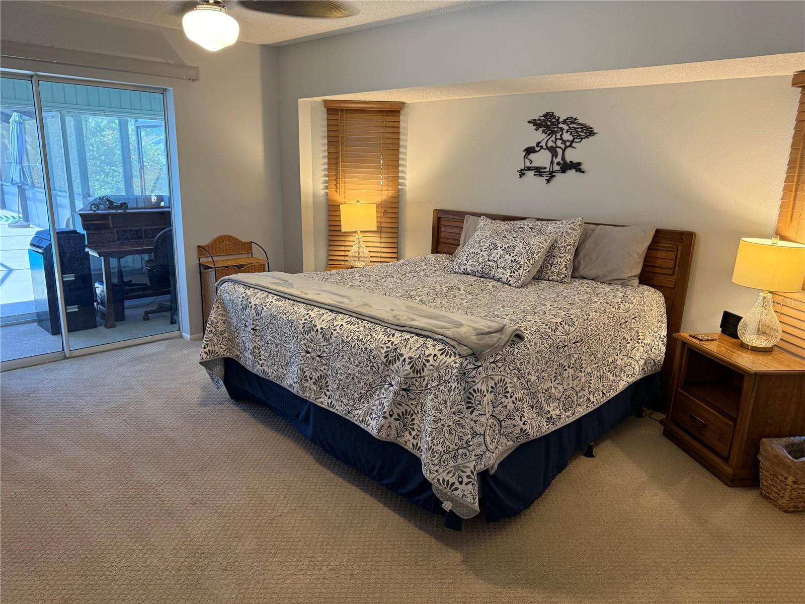 3645 SLAYTON AVE — photo 9