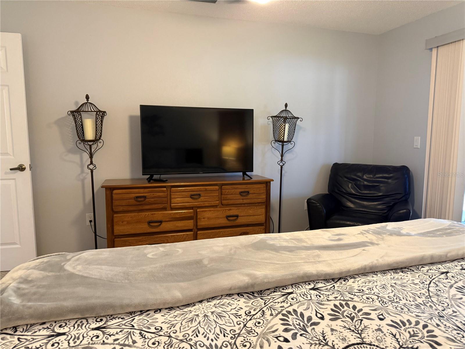 3645 SLAYTON AVE — photo 10