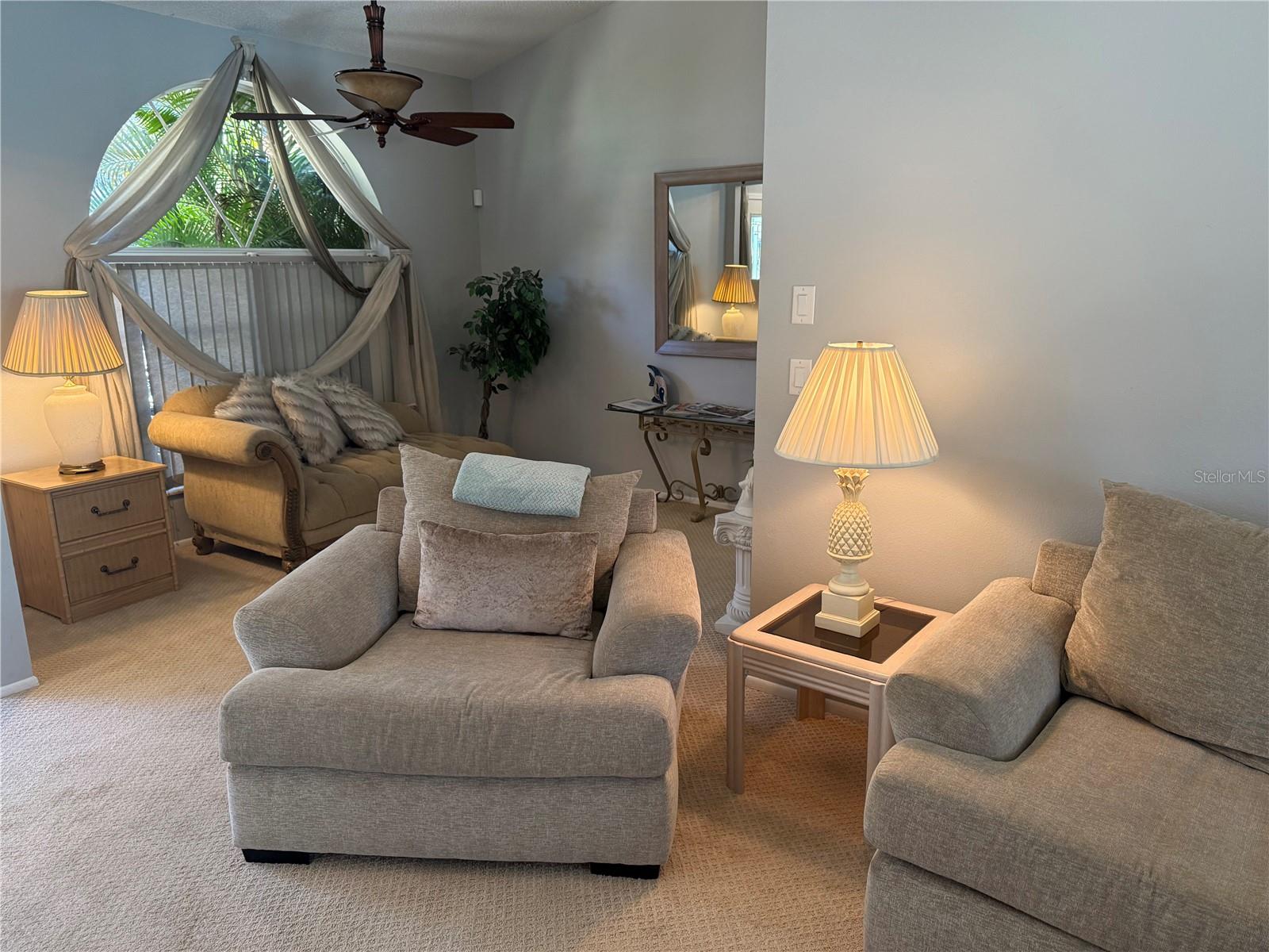 3645 SLAYTON AVE — photo 7