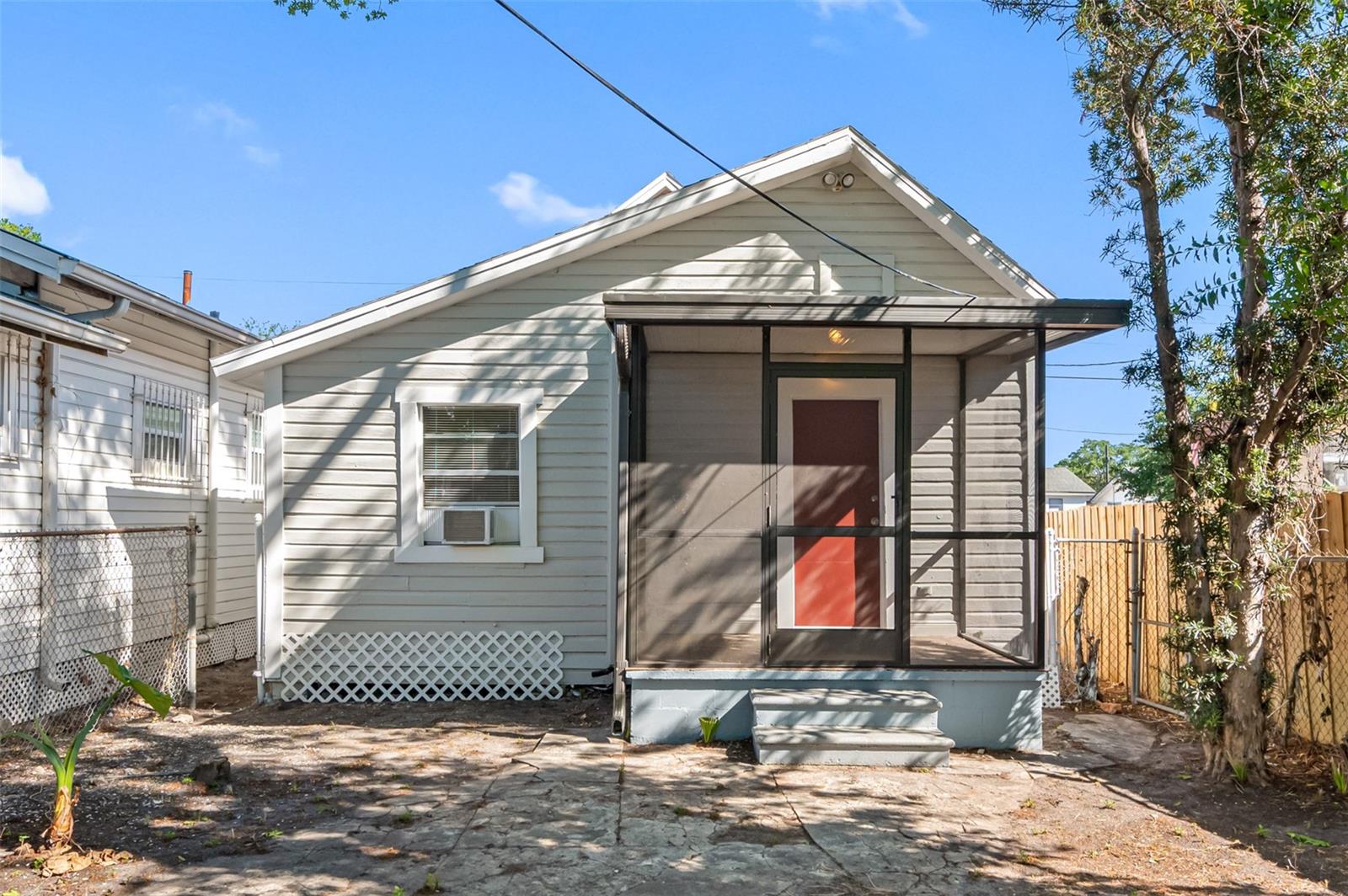 2118 W PALMETTO ST — photo 32