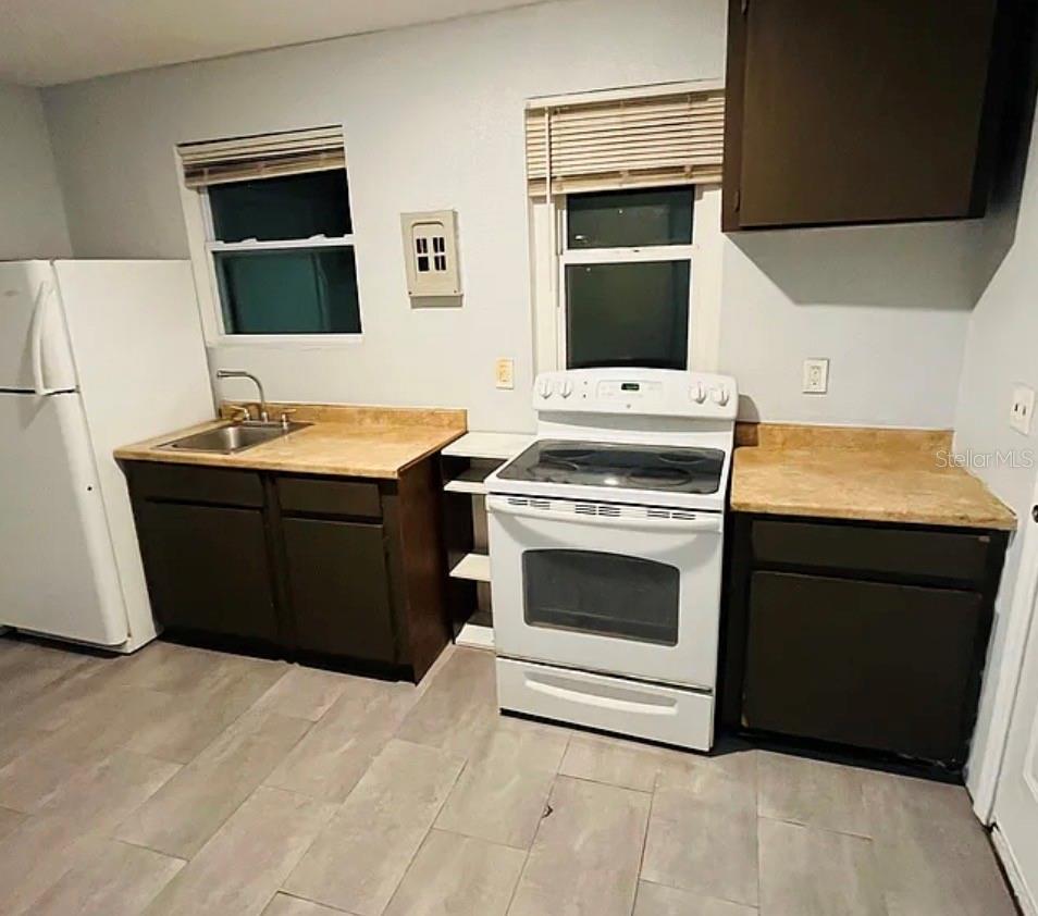 920 E SENECA AVE — photo 18