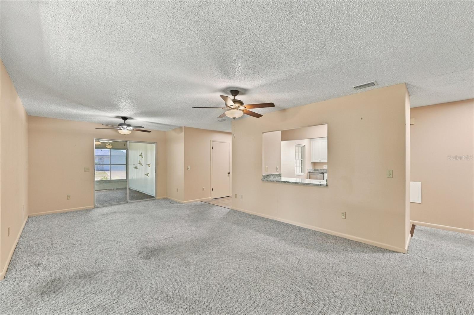 1601 NEW BEDFORD DR — photo 17