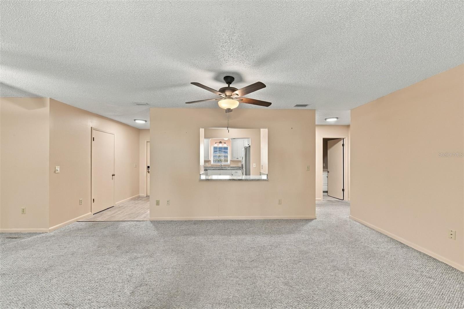 1601 NEW BEDFORD DR — photo 16