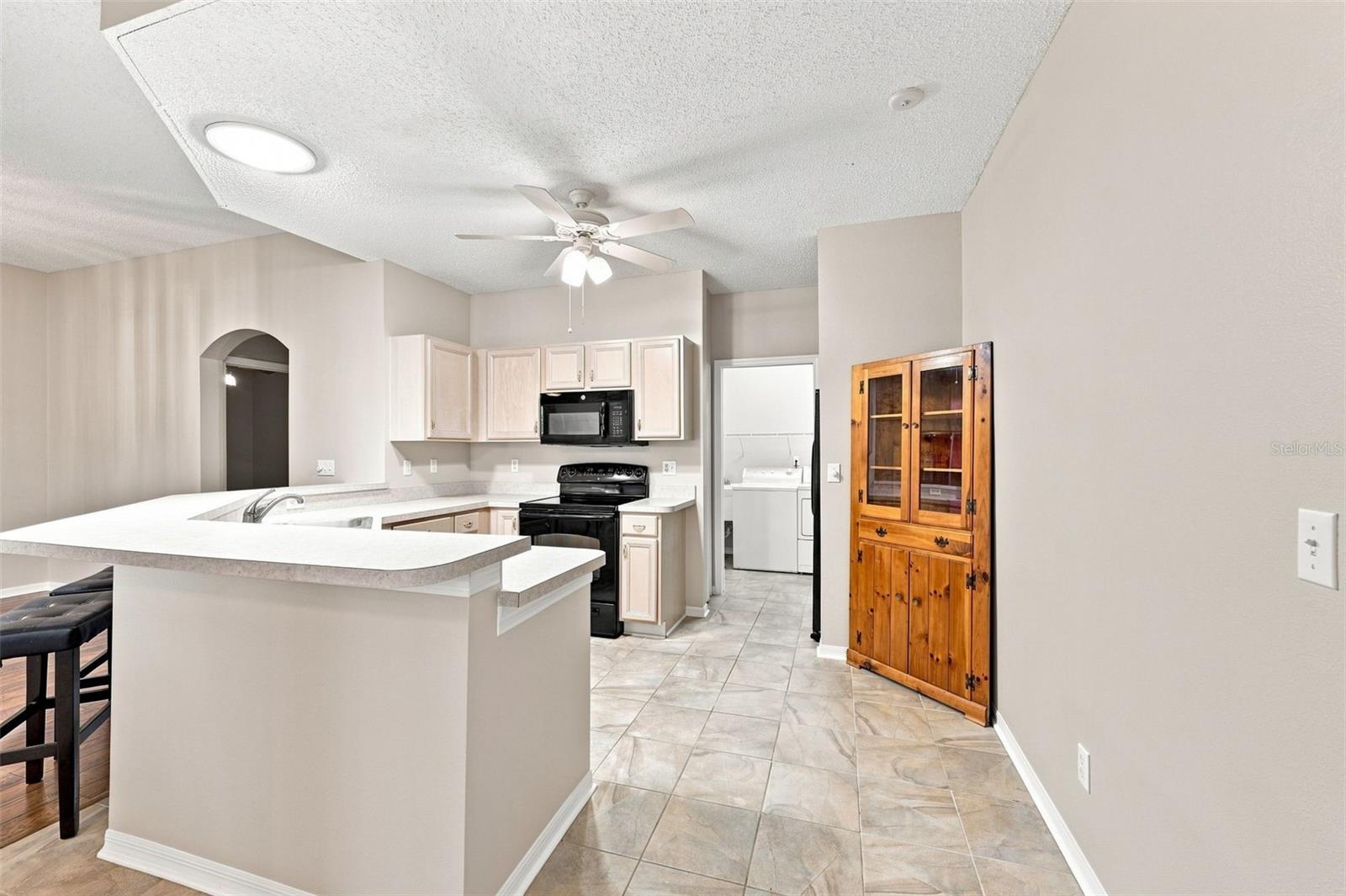 1014 RADISON AVE #11 — photo 7