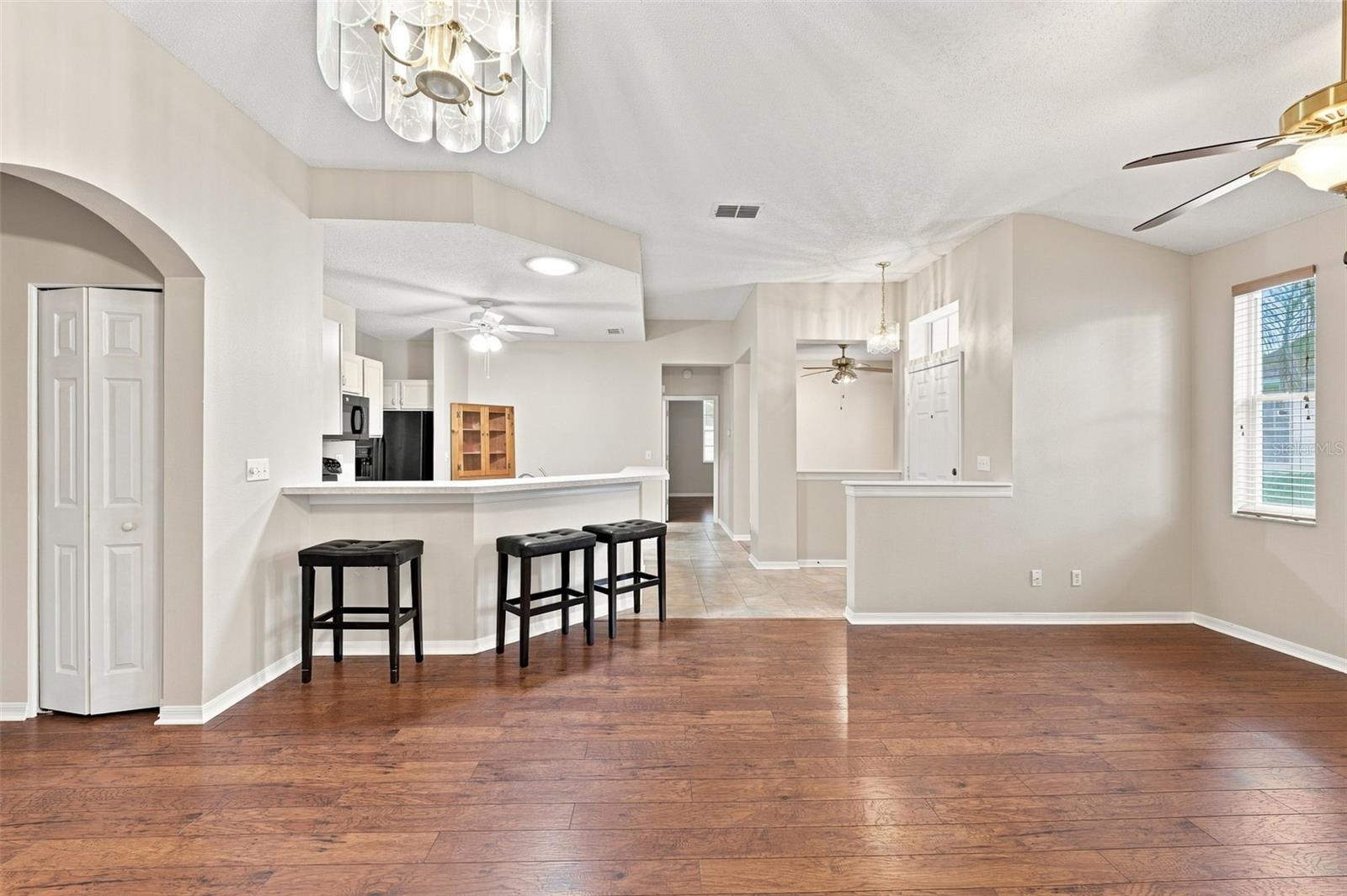 1014 RADISON AVE #11 — photo 14