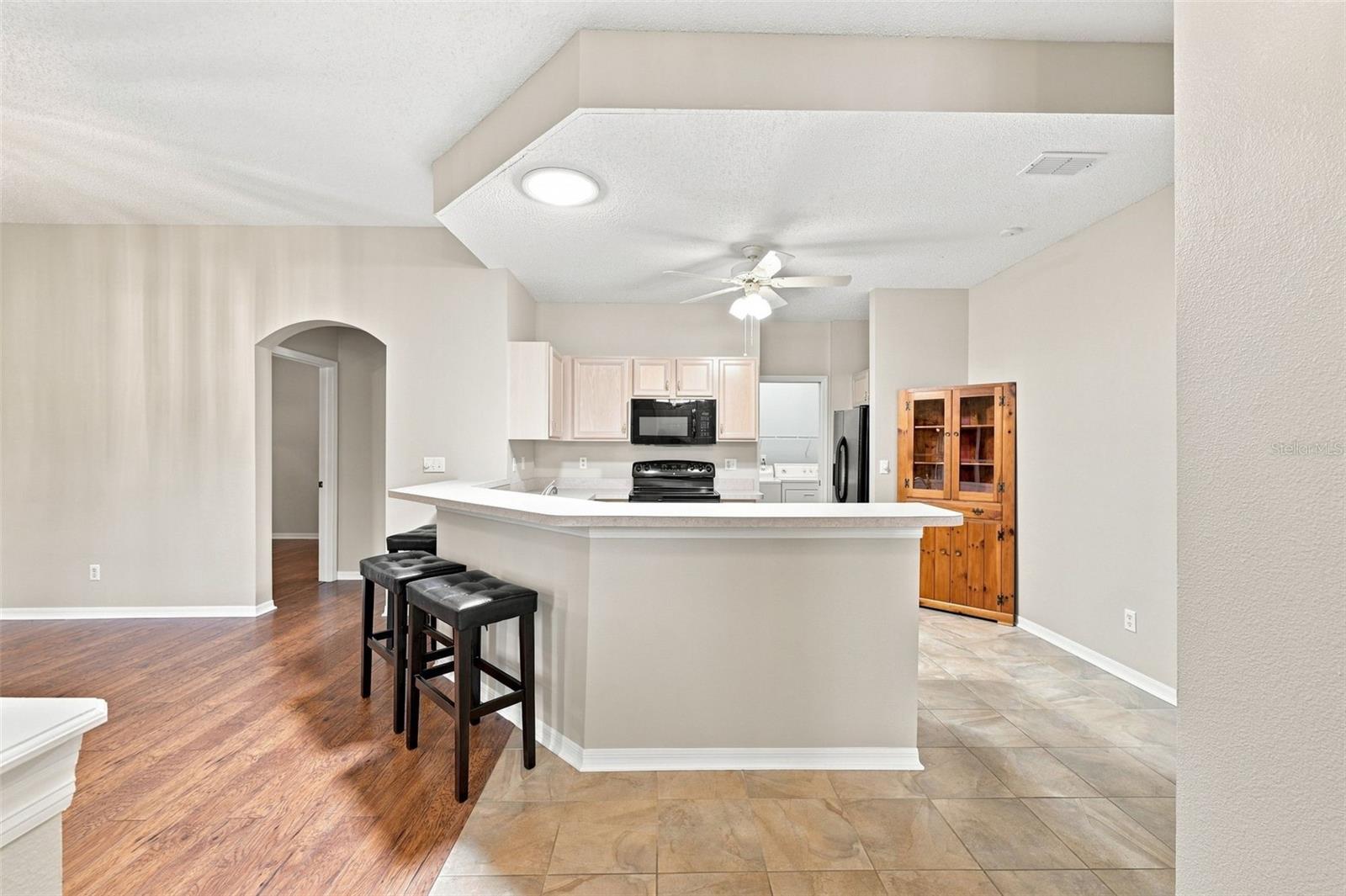1014 RADISON AVE #11 — photo 10