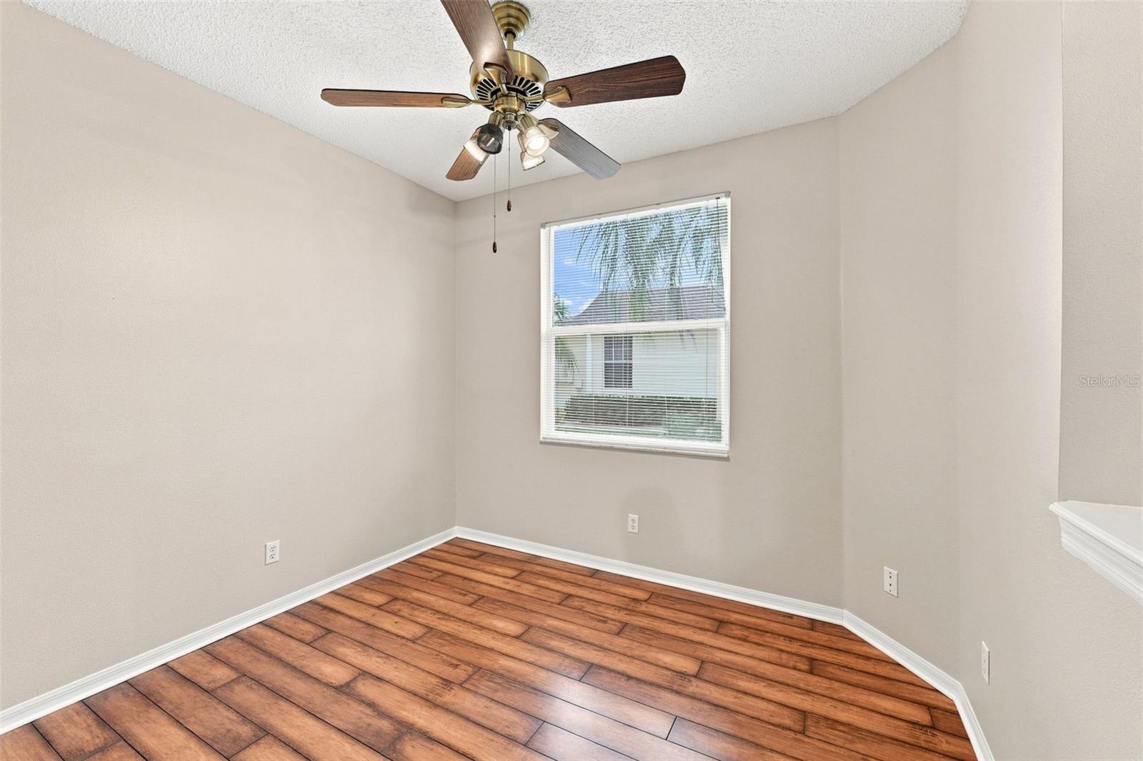 1014 RADISON AVE #11 — photo 36