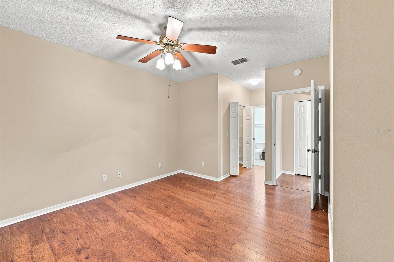 1014 RADISON AVE #11 — photo 23