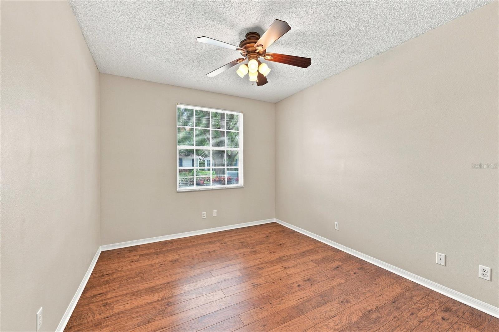 1014 RADISON AVE #11 — photo 32