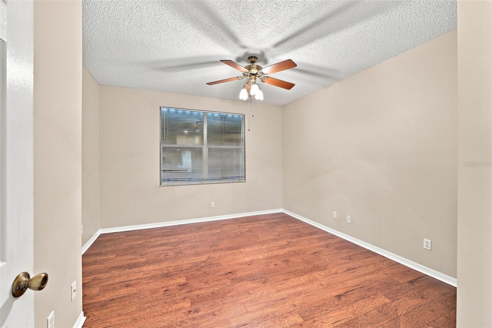 1014 RADISON AVE #11 — photo 28