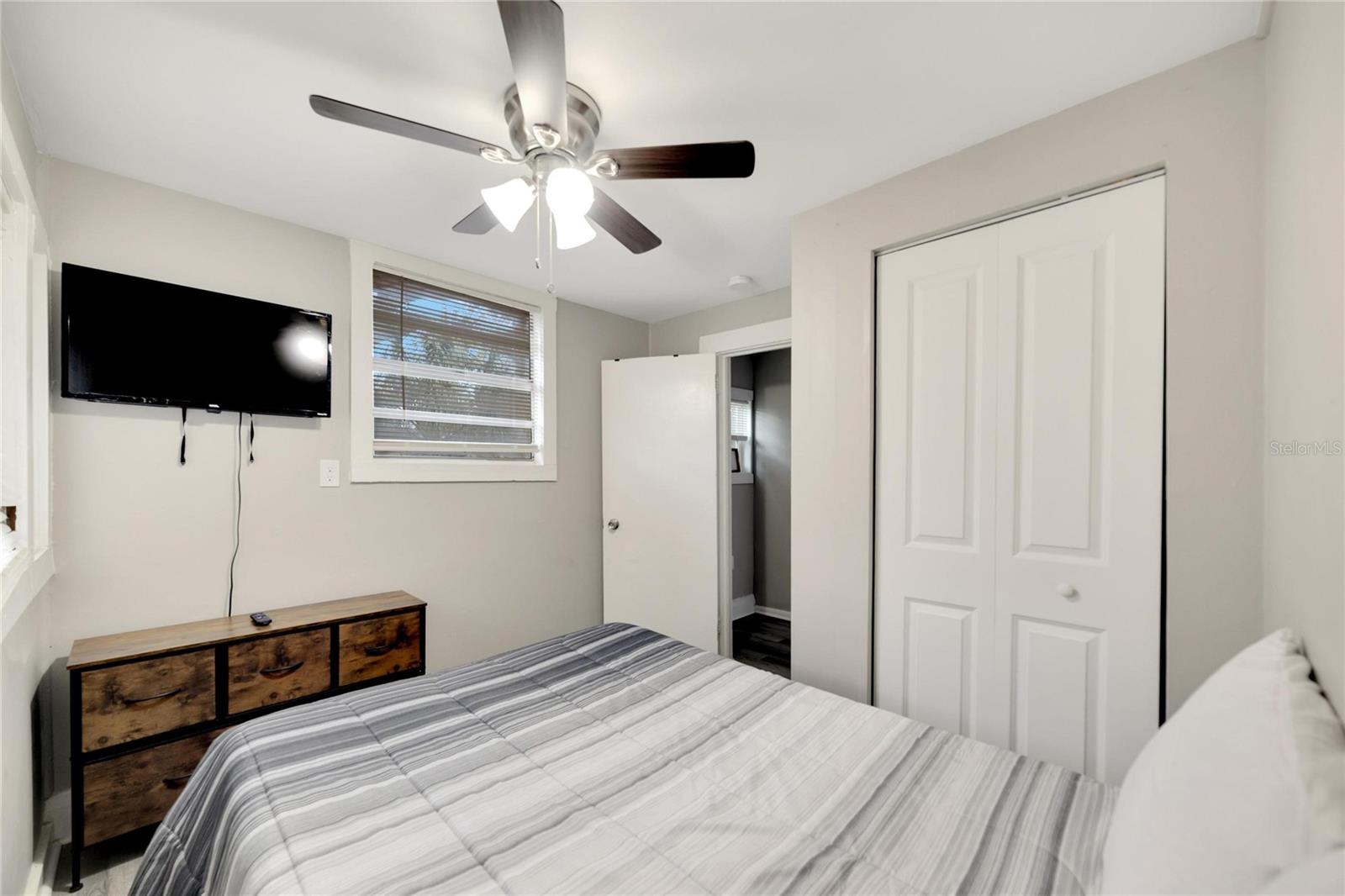 4209 N 14TH ST — photo 34