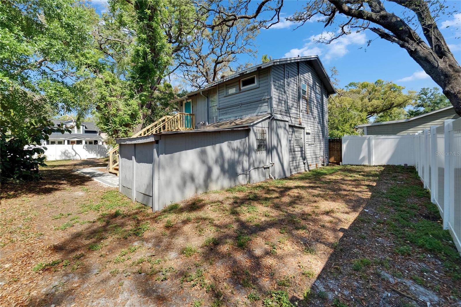4209 N 14TH ST — photo 39