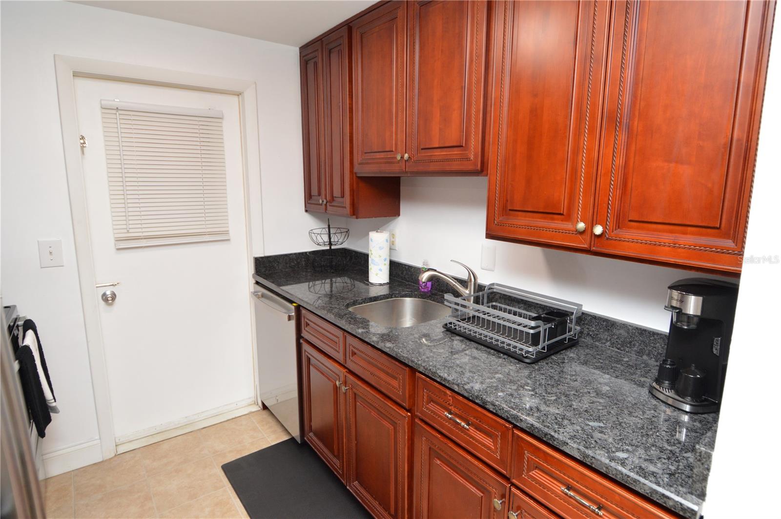 12760 INDIAN ROCKS RD #548 — photo 9