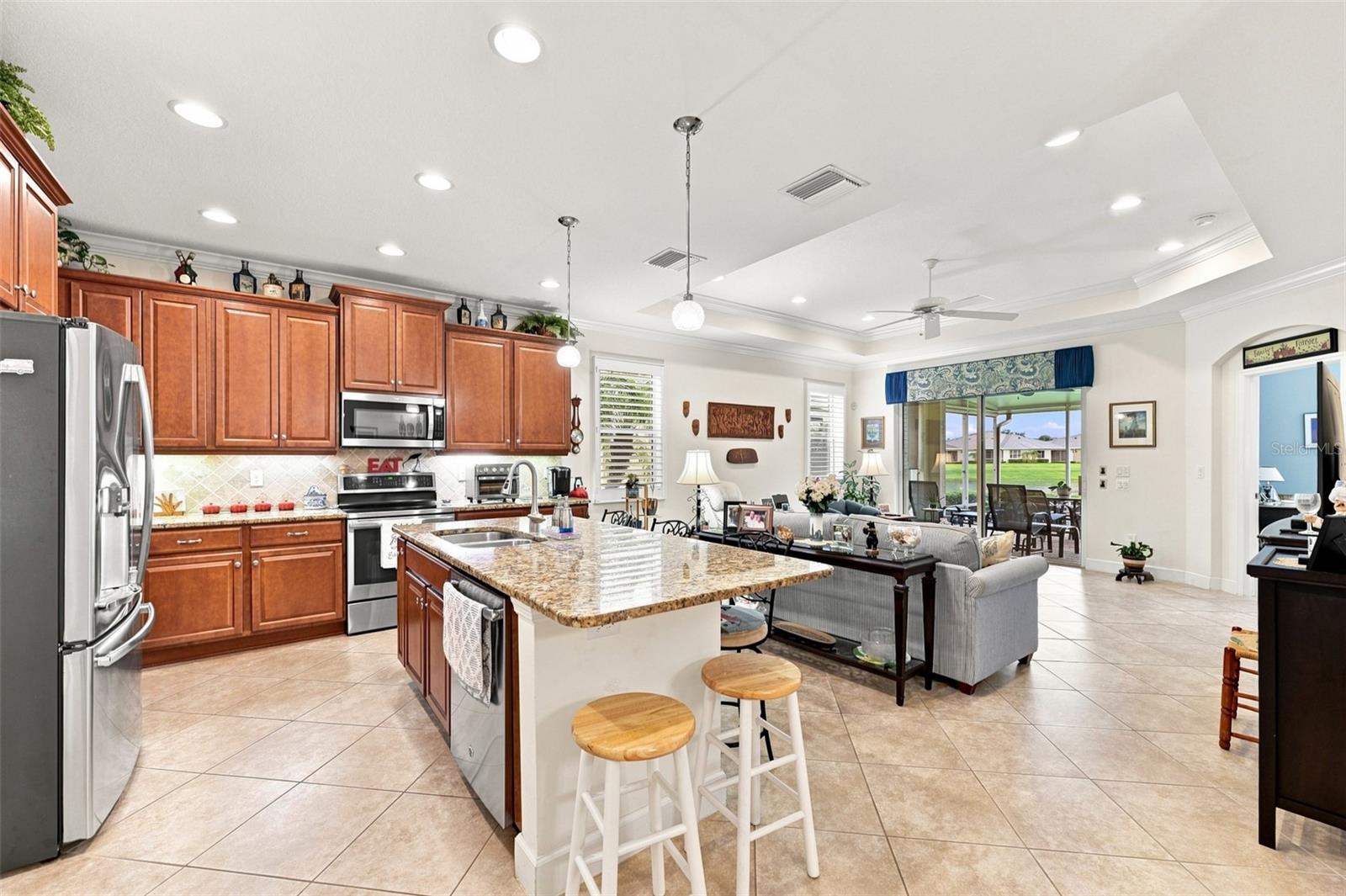 629 CHIPPER DR — photo 12