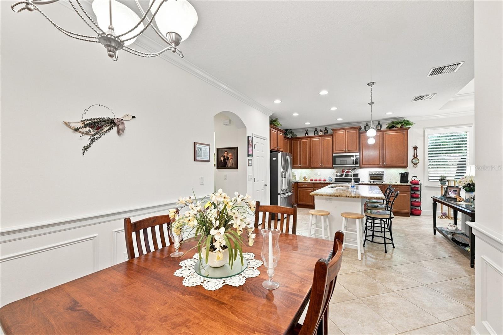 629 CHIPPER DR — photo 10