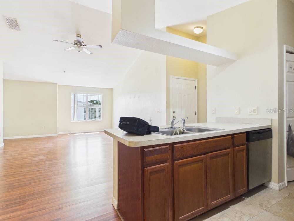 16337 ENCLAVE VILLAGE DR #16337 — photo 21
