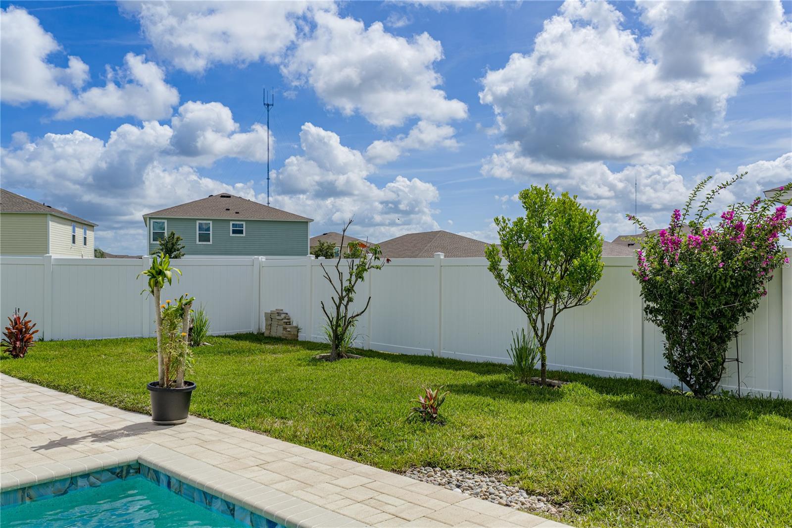 12756 TANNENCREST DR — photo 69
