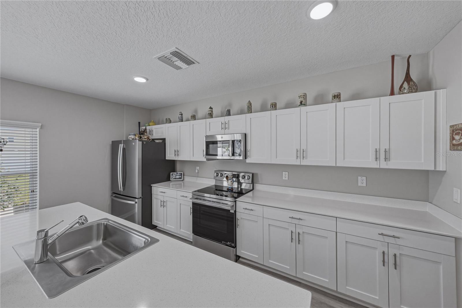12756 TANNENCREST DR — photo 29