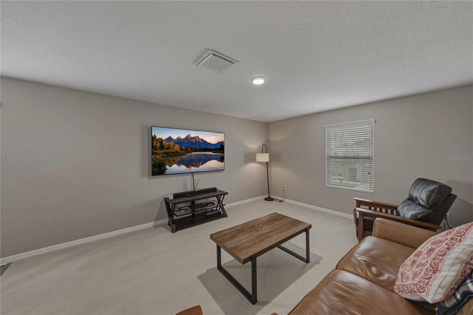 12756 TANNENCREST DR — photo 34