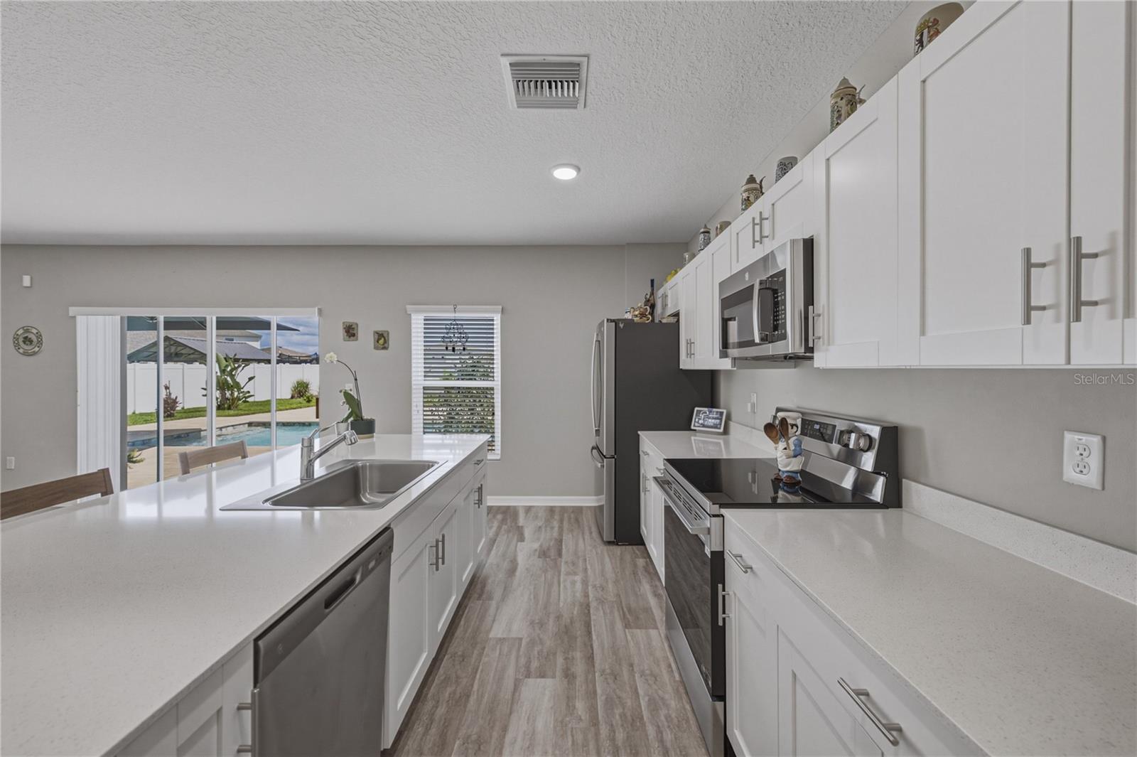 12756 TANNENCREST DR — photo 27