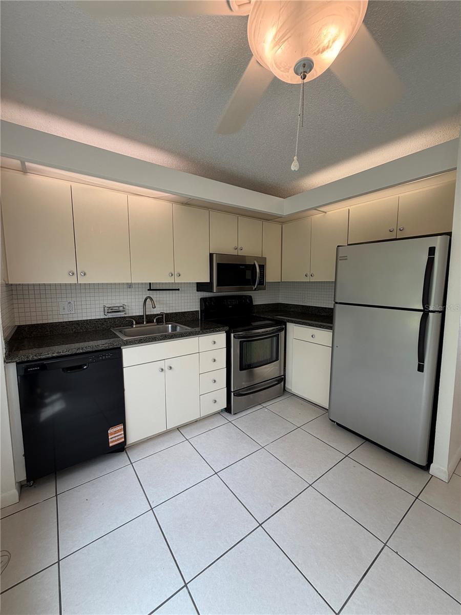 2205 BELLEAIR RD #A23 — photo 5