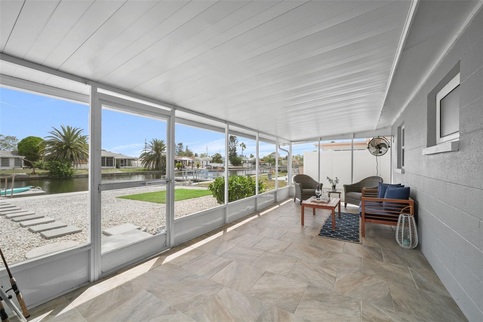 13704 VERONICA DR — photo 27