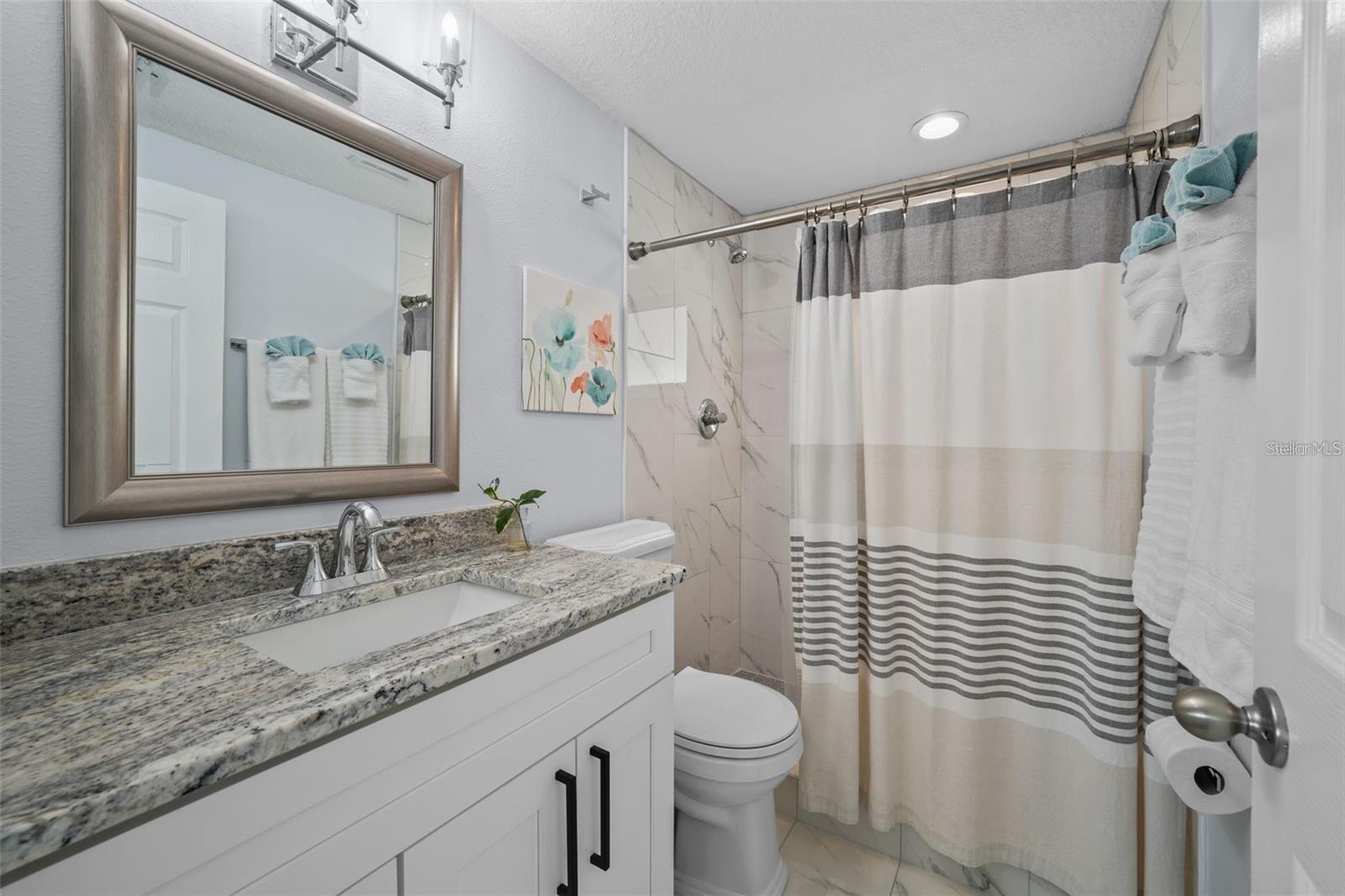 13704 VERONICA DR — photo 19