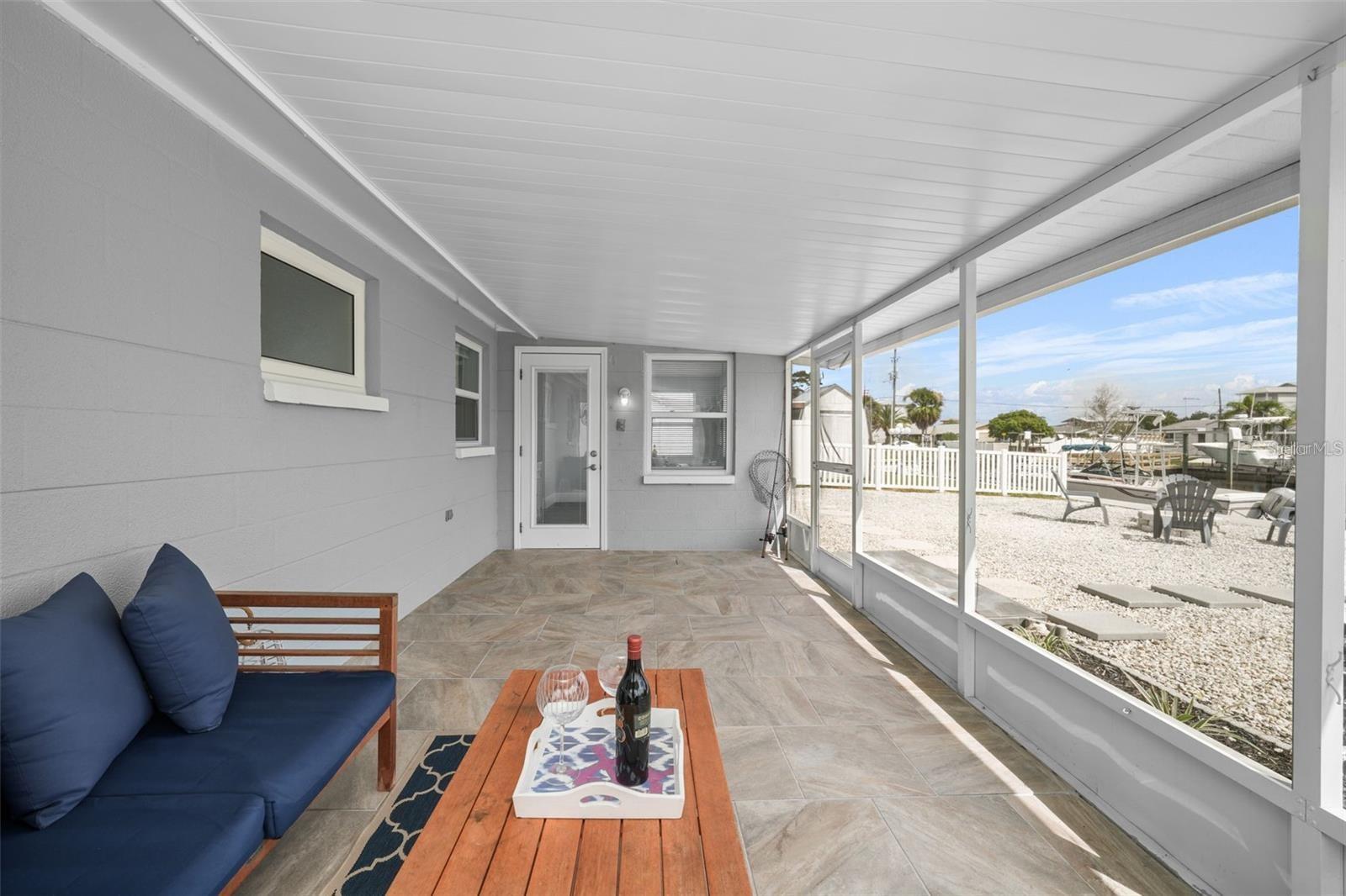 13704 VERONICA DR — photo 29