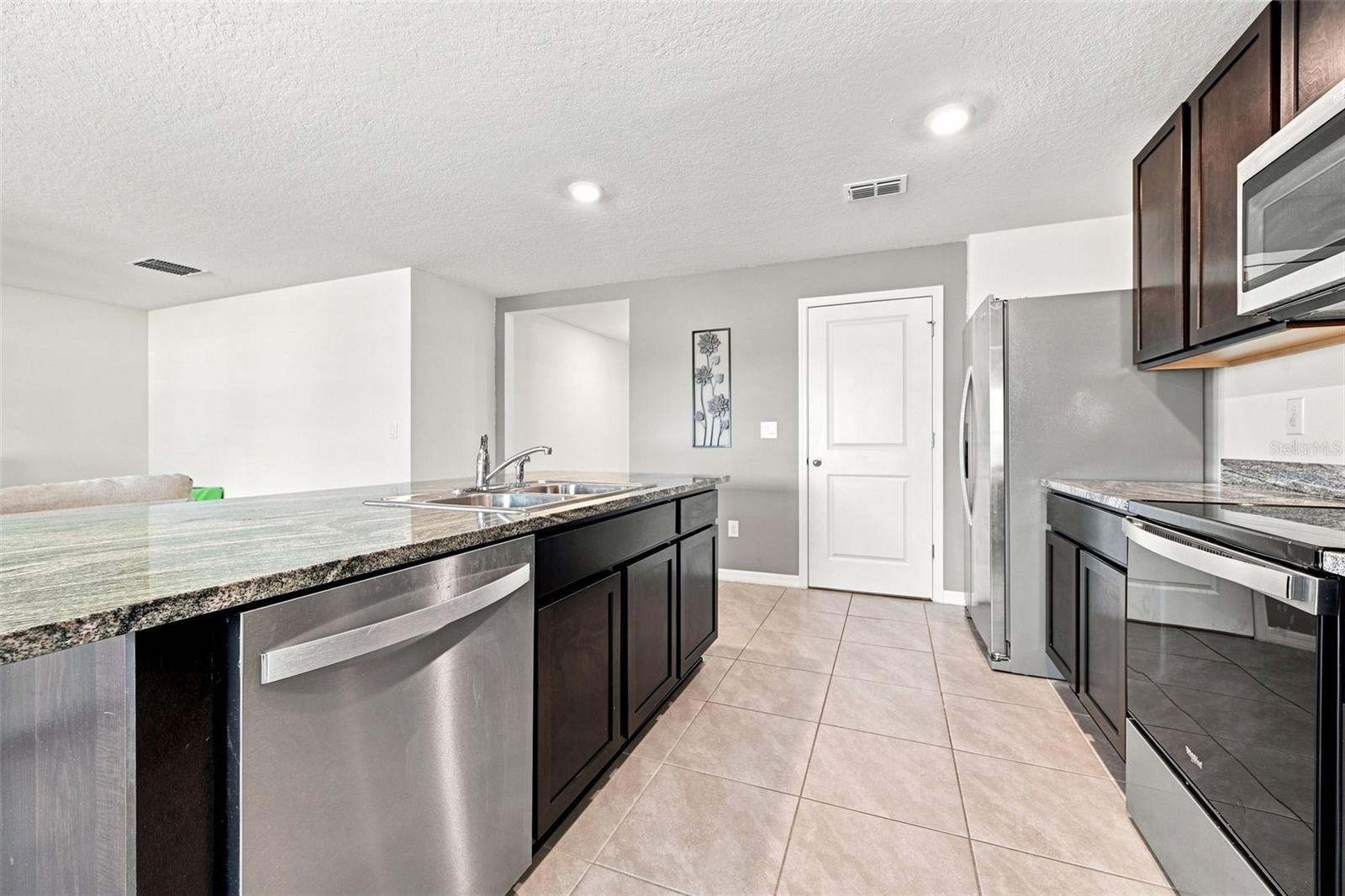 13198 MYLION WAY — photo 12