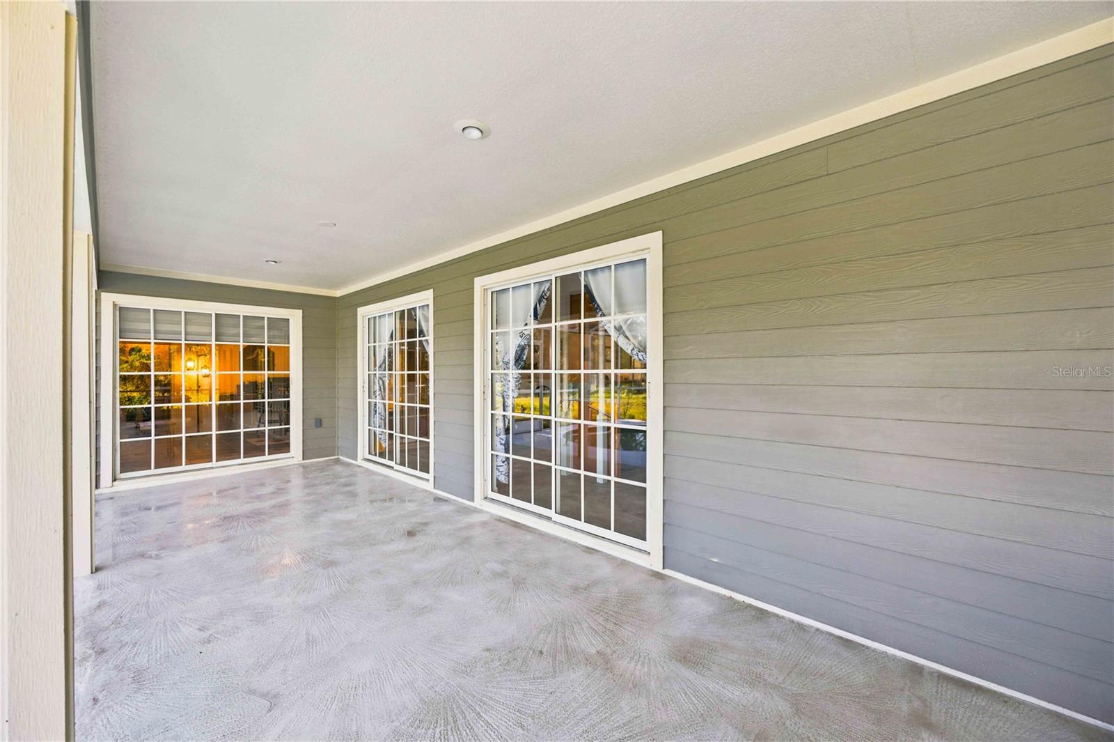 3907 ALWOOD ST — photo 32
