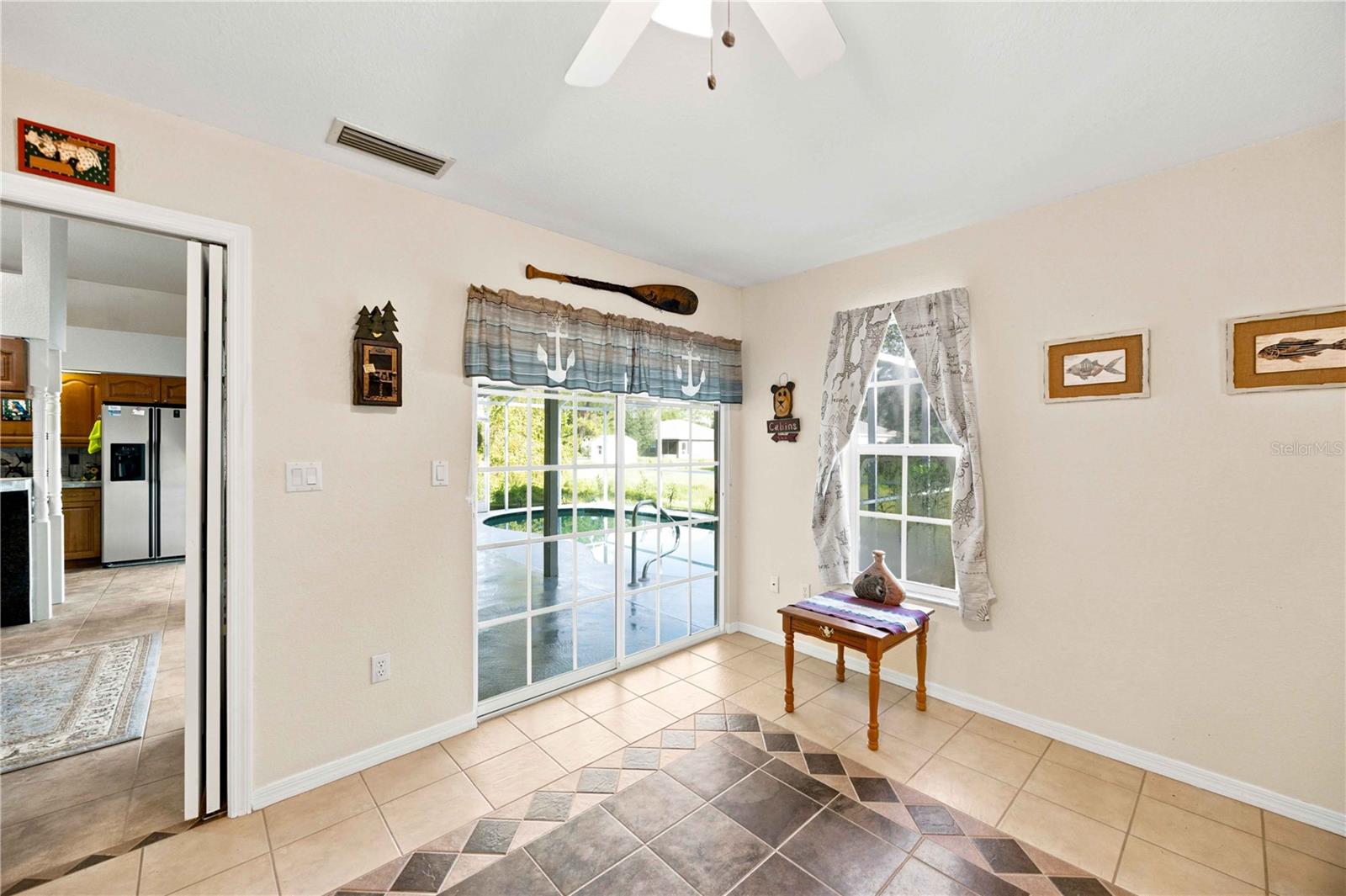 3907 ALWOOD ST — photo 12