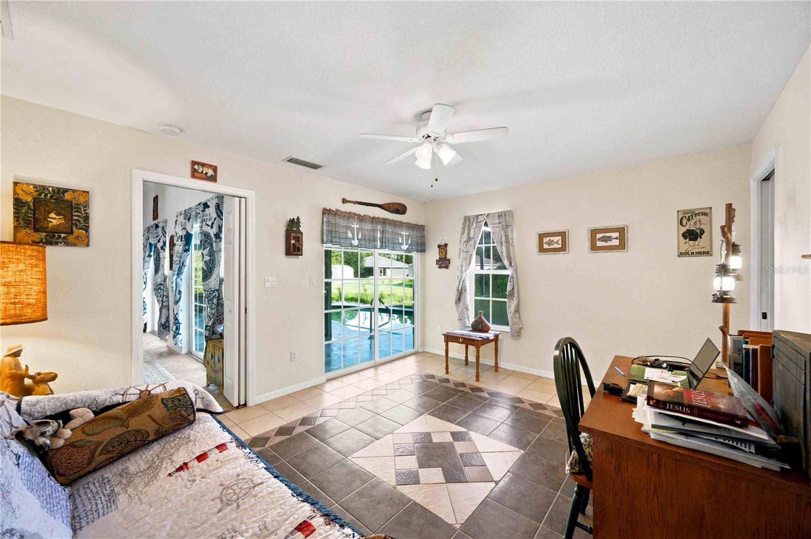 3907 ALWOOD ST — photo 11