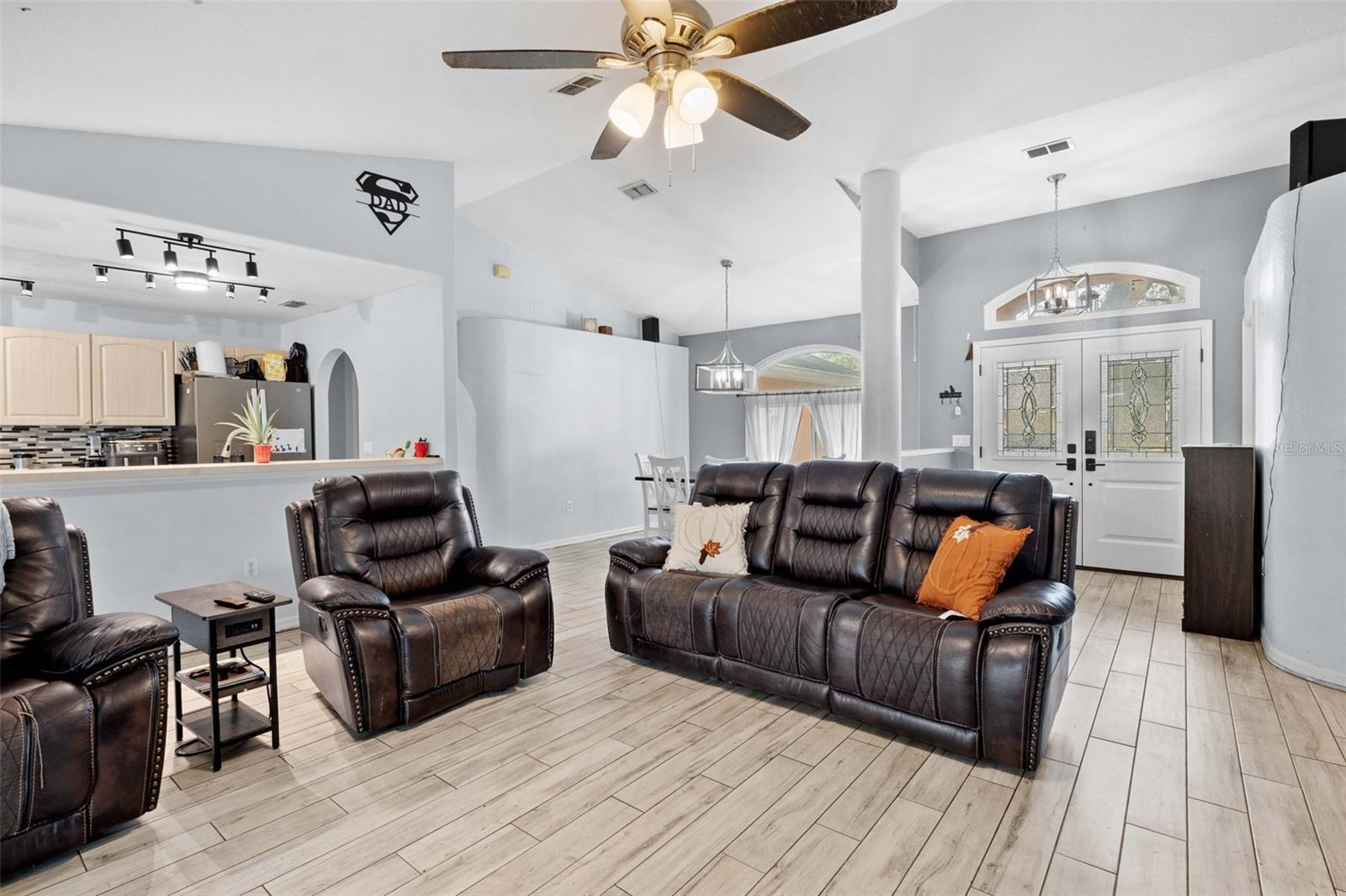 13925 ECHO MOUNTAIN DR — photo 8
