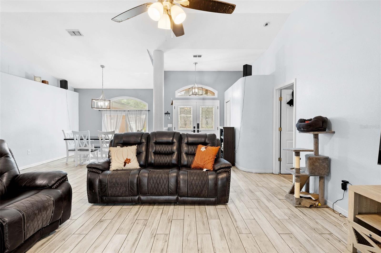 13925 ECHO MOUNTAIN DR — photo 7