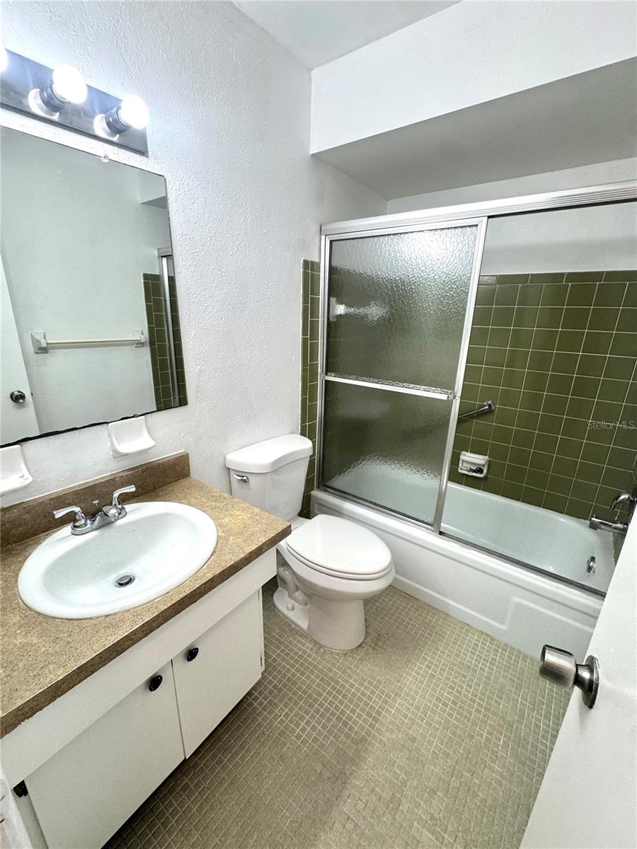 5060 76TH AVE N #112 — photo 23